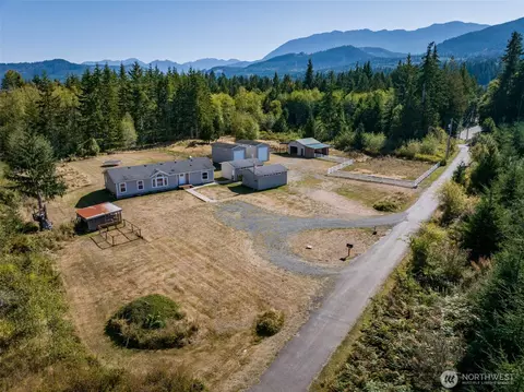 162 Nordstrom Rd, Port Angeles, WA 98363