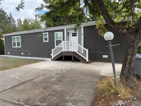 375 Union Ave SE #8, Renton, WA 98059