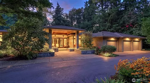 2701 266th Ave SE, Sammamish, WA 98075
