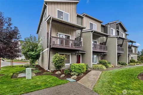 17541 110th Ave E #I, Puyallup, WA 98374