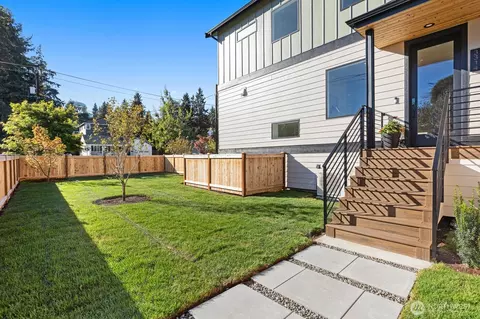 3314 W Dravus St, Seattle, WA 98199