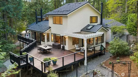 622 216th Ave NE, Sammamish, WA 98074