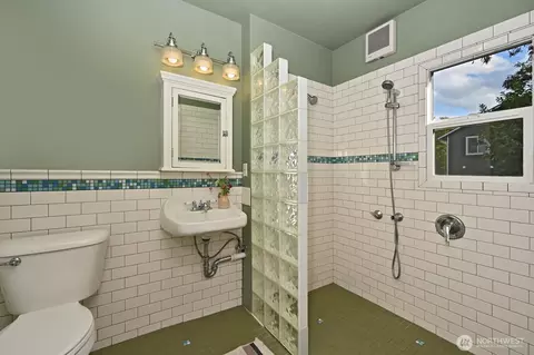 Bath - 933 N 84th St, Seattle, WA 98103 photo 1 of 2