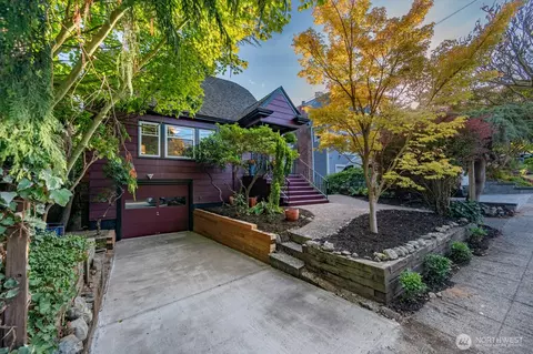 Exterior - 933 N 84th St, Seattle, WA 98103 photo 2 of 7