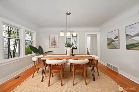 Dining - 933 N 84th St, Seattle, WA 98103 photo 1 of 2