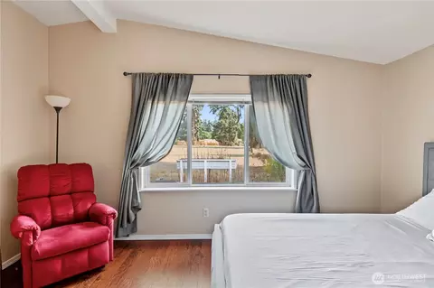 Bedroom - 161 Fircrest Dr, Sequim, WA 98382 photo 1 of 3