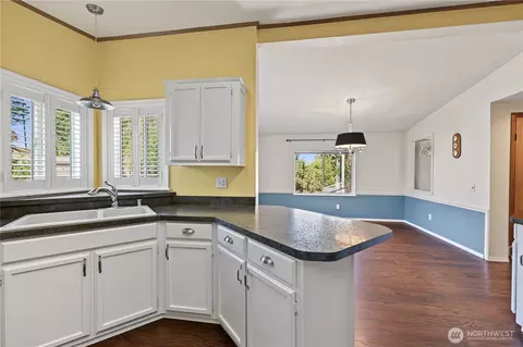 Kitchen - 161 Fircrest Dr, Sequim, WA 98382 photo 2 of 4
