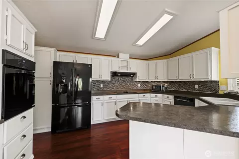 Kitchen - 161 Fircrest Dr, Sequim, WA 98382 photo 1 of 4