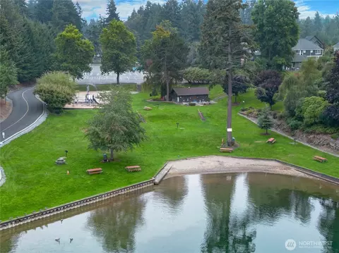 View/Area - 6104 190th Avenue Ct E, Lake Tapps, WA 98391 photo 3 of 4