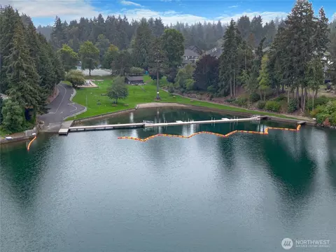 View/Area - 6104 190th Avenue Ct E, Lake Tapps, WA 98391 photo 2 of 4