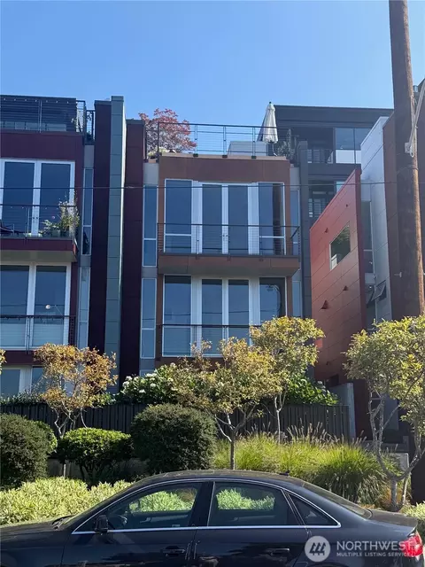 2818 Fairview Ave E, Seattle, WA 98102