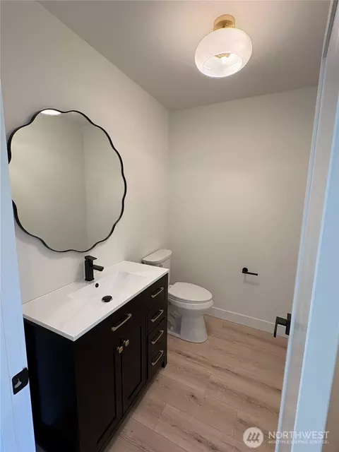 Bath - 115 Brian Dr, Chehalis, WA 98532 photo 4 of 4