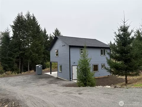 Exterior - 115 Brian Dr, Chehalis, WA 98532 photo 2 of 4