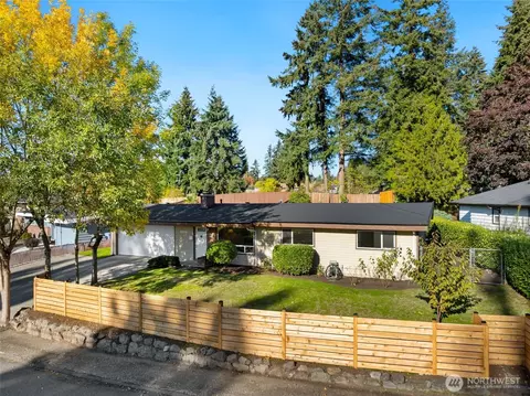 3008 NE 5th Pl, Renton, WA 98056