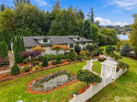 6710 152nd St Ct NW, Gig Harbor, WA 98332