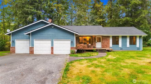 25434 SE 219th St, Maple Valley, WA 98038