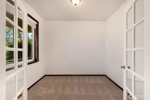 Entry Way - 5728 9th Dr W, Everett, WA 98203 photo 2 of 3