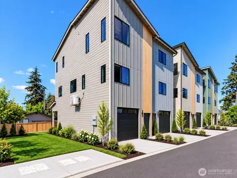 1717 S 17th St #B, Tacoma, WA 98405