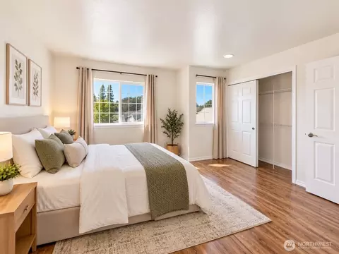 Bedroom - 831 41st Pl, Everett, WA 98201 photo 1 of 3