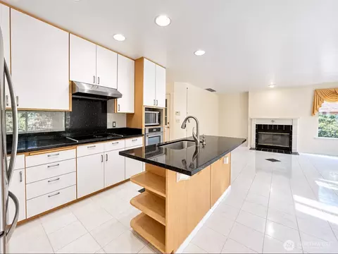 Kitchen - 831 41st Pl, Everett, WA 98201 photo 1 of 1