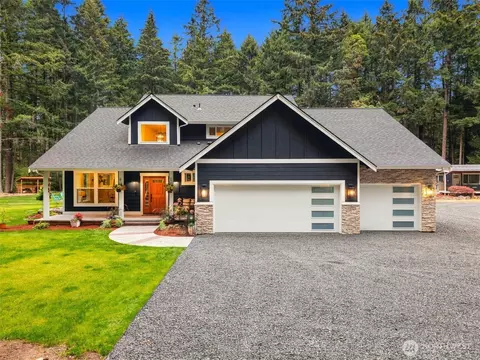 945 953 Lummi Dr, Fox Island, WA 98333