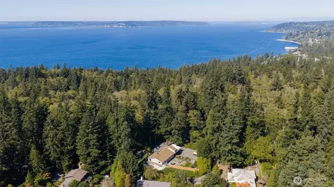18007 Andover St, Edmonds, WA 98026