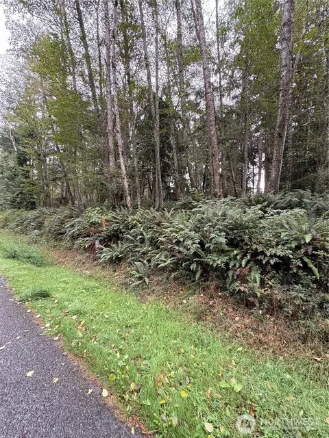 123 Smugglers Cove Rd, Oak Harbor, WA 98253