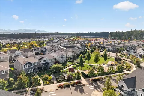 32780 SE Cottonwood St, Black Diamond, WA 98010