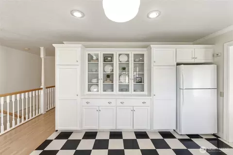 Kitchen - 452 Mill Creek Rd, Walla Walla, WA 99362 photo 4 of 4