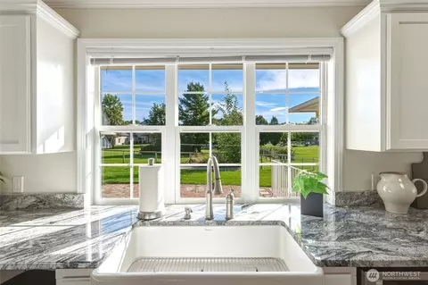 Kitchen - 452 Mill Creek Rd, Walla Walla, WA 99362 photo 3 of 4