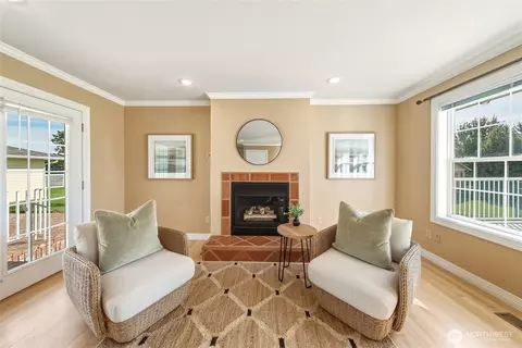 Living - 452 Mill Creek Rd, Walla Walla, WA 99362 photo 2 of 5