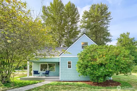10318 67th Ave E, Puyallup, WA 98373