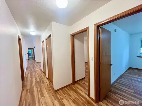 Entry Way - 561 Grandview Dr, Sequim, WA 98382 photo 3 of 3