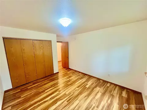 Bedroom - 561 Grandview Dr, Sequim, WA 98382 photo 6 of 6