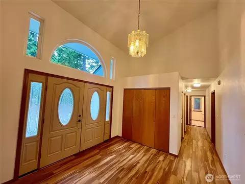 Entry Way - 561 Grandview Dr, Sequim, WA 98382 photo 2 of 3