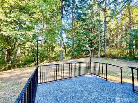 Exterior - 561 Grandview Dr, Sequim, WA 98382 photo 5 of 6