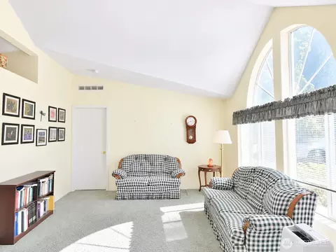 Living - 170 Waldo Rd, Sequim, WA 98382 photo 2 of 4