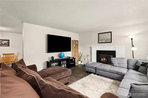 Living - 16922 17th Ave E, Spanaway, WA 98387 photo 1 of 1