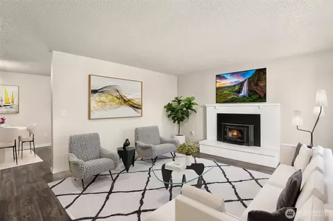 Living - 16922 17th Ave E, Spanaway, WA 98387 photo 2 of 3