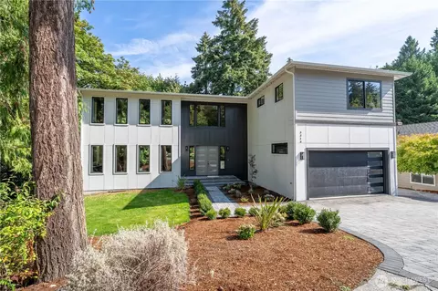 3316 102nd Ave NE, Bellevue, WA 98004