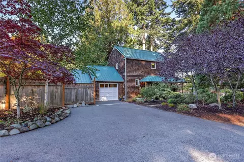 1925 Walnut St, Port Townsend, WA 98368
