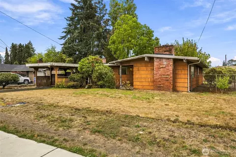 8914 Hipkins Rd SW, Lakewood, WA 98498