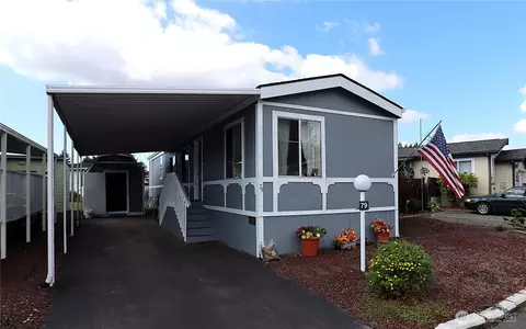 5900 64th St NE #79, Marysville, WA 98270