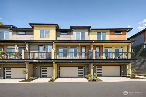 13202 NE 127th Ct #D, Kirkland, WA 98034
