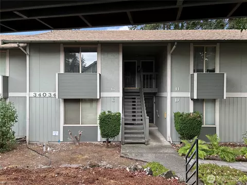 34034 1st Pl S #G, Federal Way, WA 98003