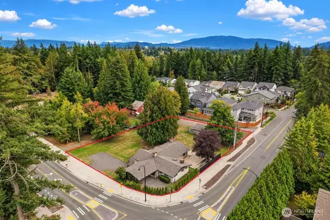21805 SE 4th St, Sammamish, WA 98074