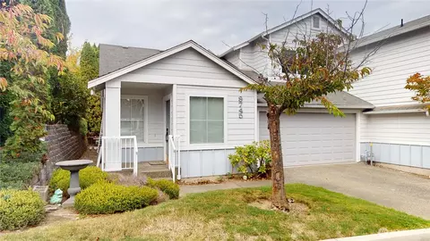 9745 Sea Isle Ln NW, Silverdale, WA 98383