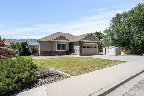 1541 N Anne Ave, East Wenatchee, WA 98802