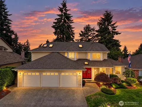 32229 11th Ave SW, Federal Way, WA 98023