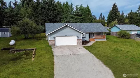 4520 Offut Lake Rd SE, Tenino, WA 98589
